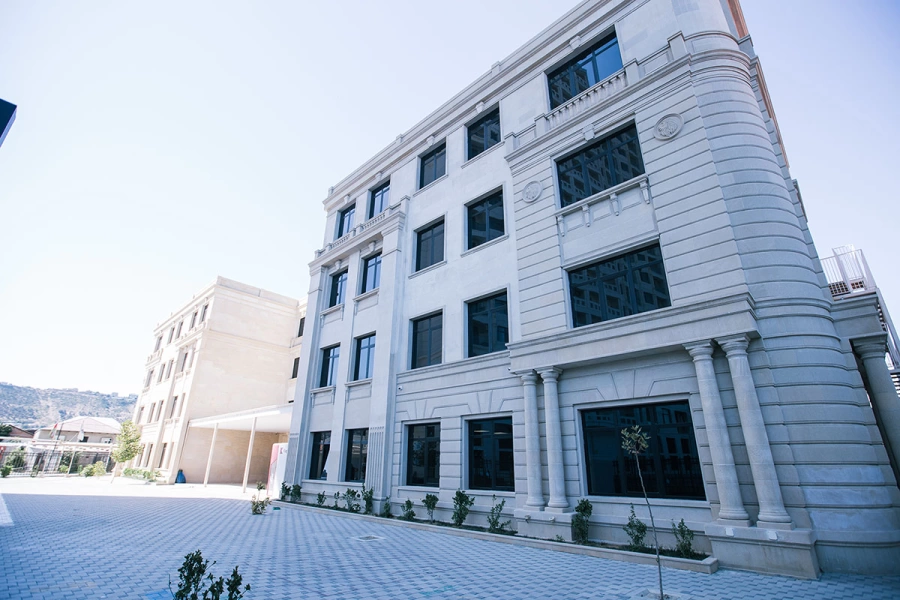 Bakı şəhər Səbail rayonu Landau School